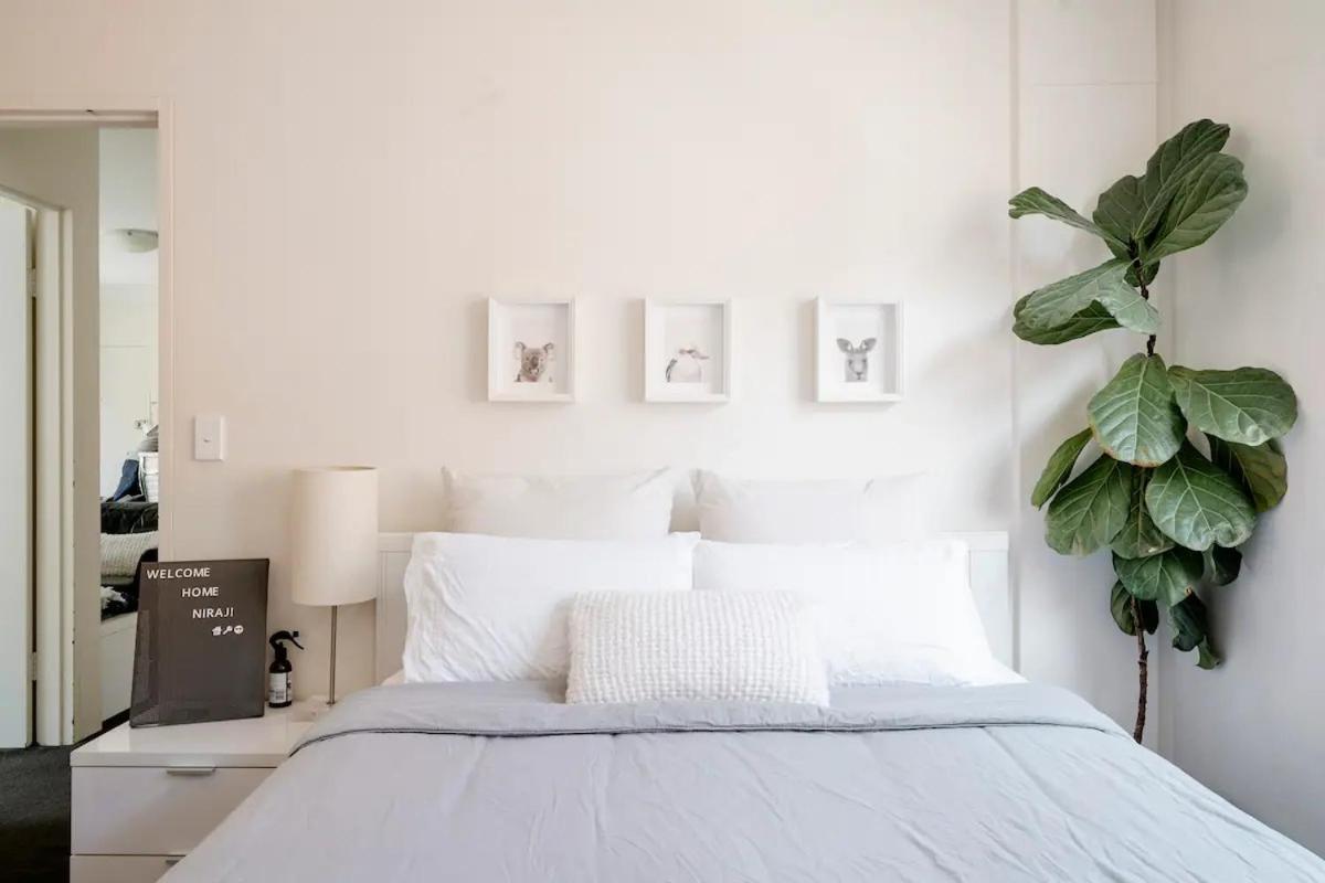 Lovely Bedroom In Eastern Suburbs Hospedagem domiciliar *