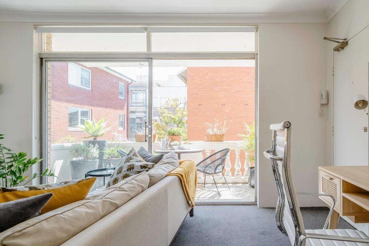 Lovely Bedroom In Eastern Suburbs * Sidney