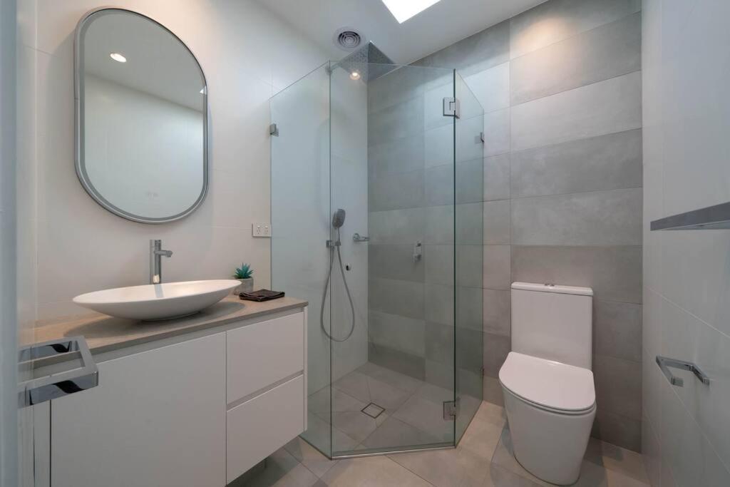 Apartment A Luxury 3 Bedrooms Hideaway Sydney