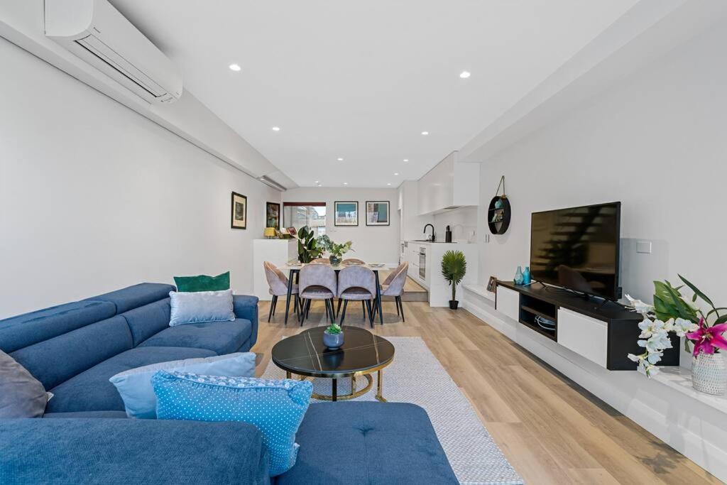 Apartment A Luxury 3 Bedrooms Hideaway