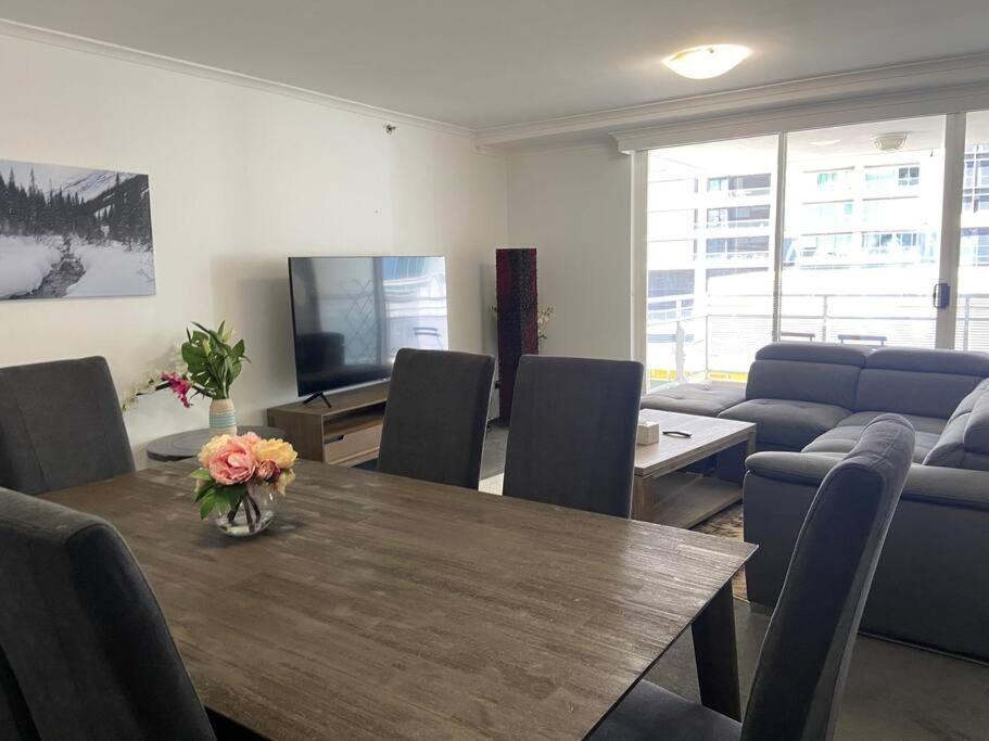 Apartment Perfectly Located Cbd 3 Bedrooms