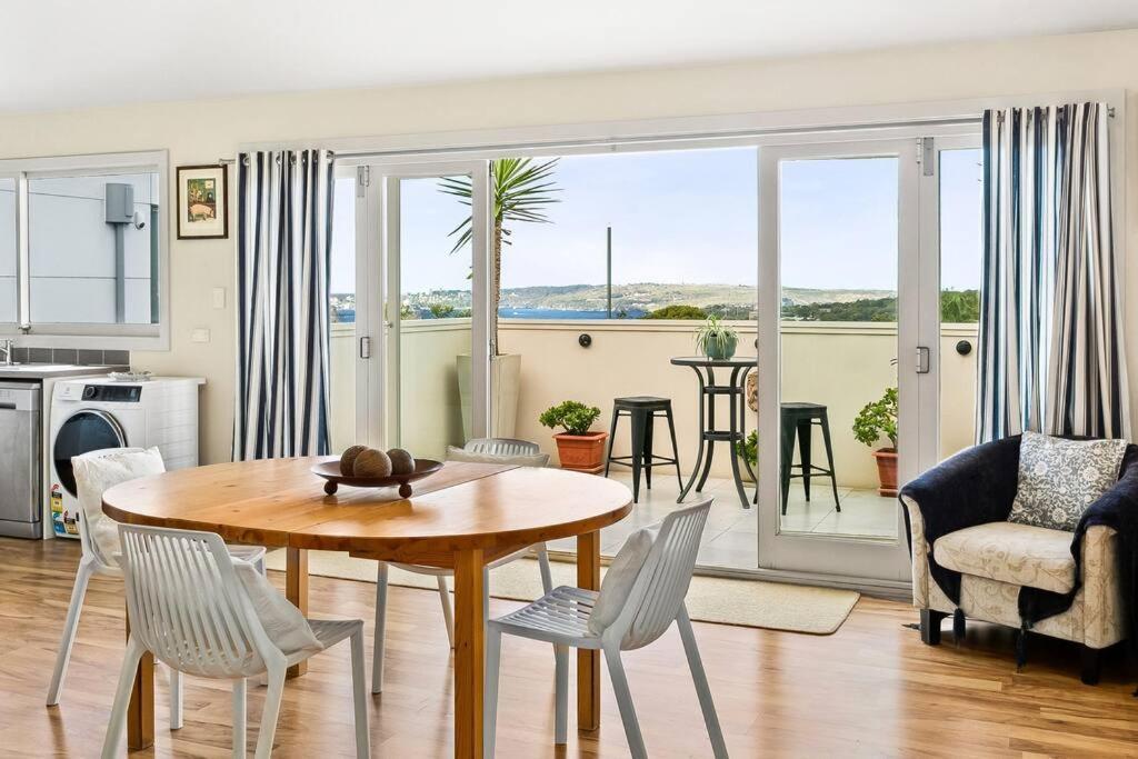 Apartment Mus14 - 2 Bedroom - Muston Street, Mosman Sydney