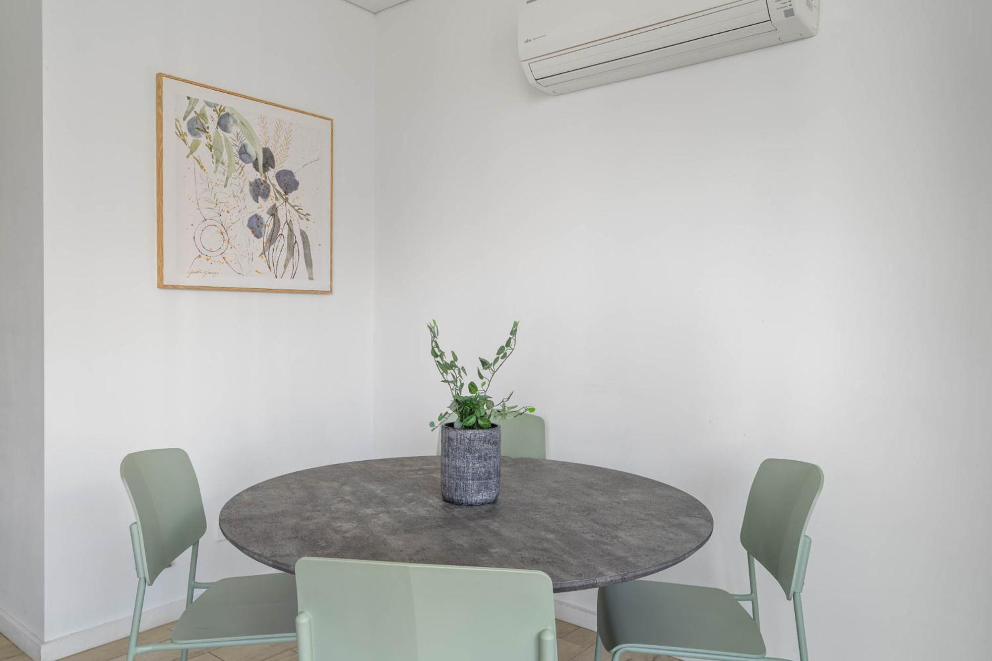 02p Bright 2bedroom Abnb Style Nr Westfield With Free Parking Apartment