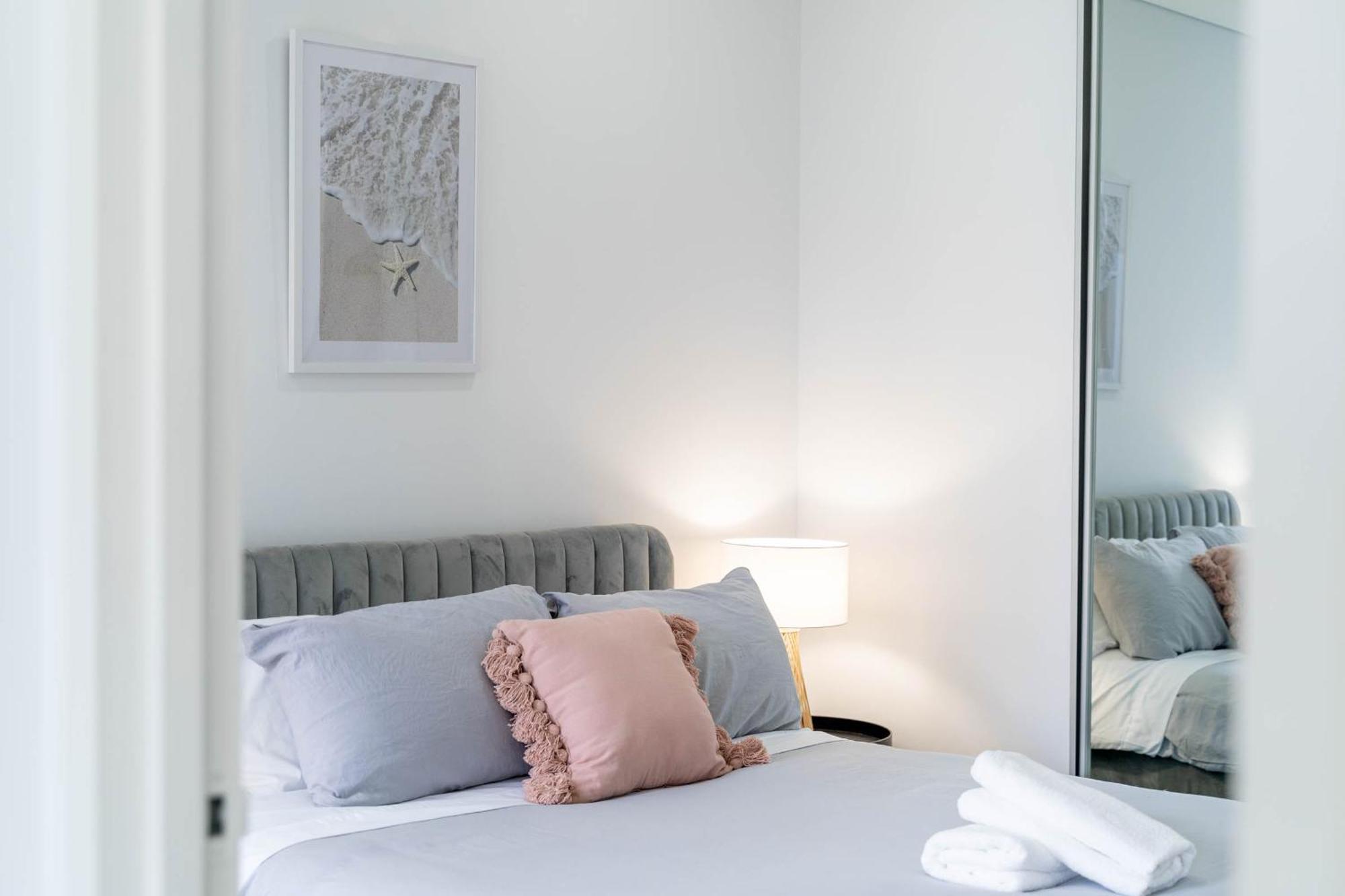 Apartment 02p Bright 2bedroom Abnb Style Nr Westfield With Free Parking *
