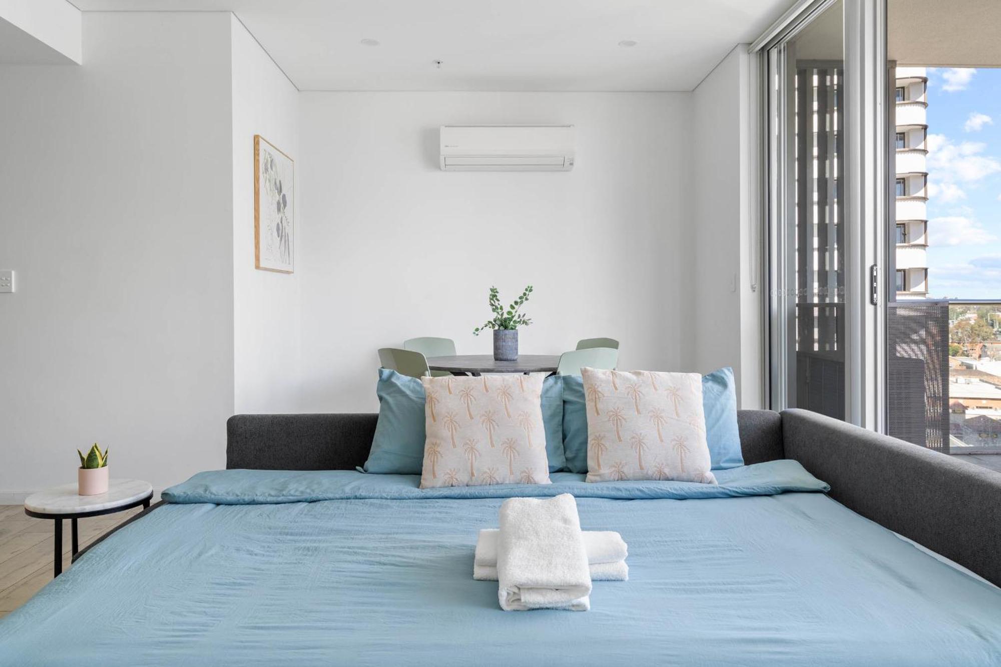 Apartment 02p Bright 2bedroom Abnb Style Nr Westfield With Free Parking Sydney