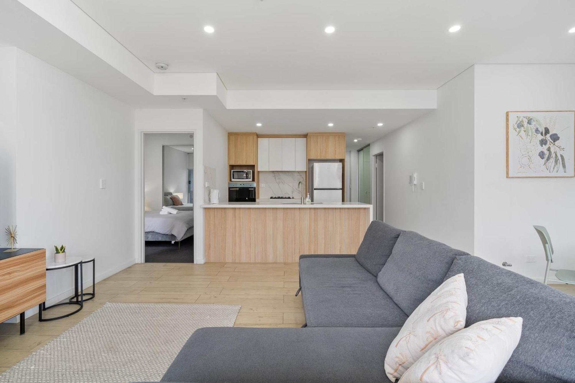 02p Bright 2bedroom Abnb Style Nr Westfield With Free Parking Sydney