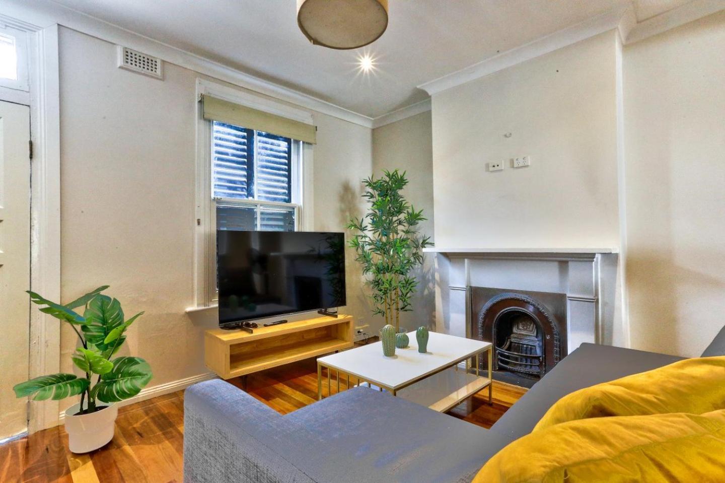 3 Bedroom House Family Friendly Surry Hills 2 E-bikes Included * Sydney