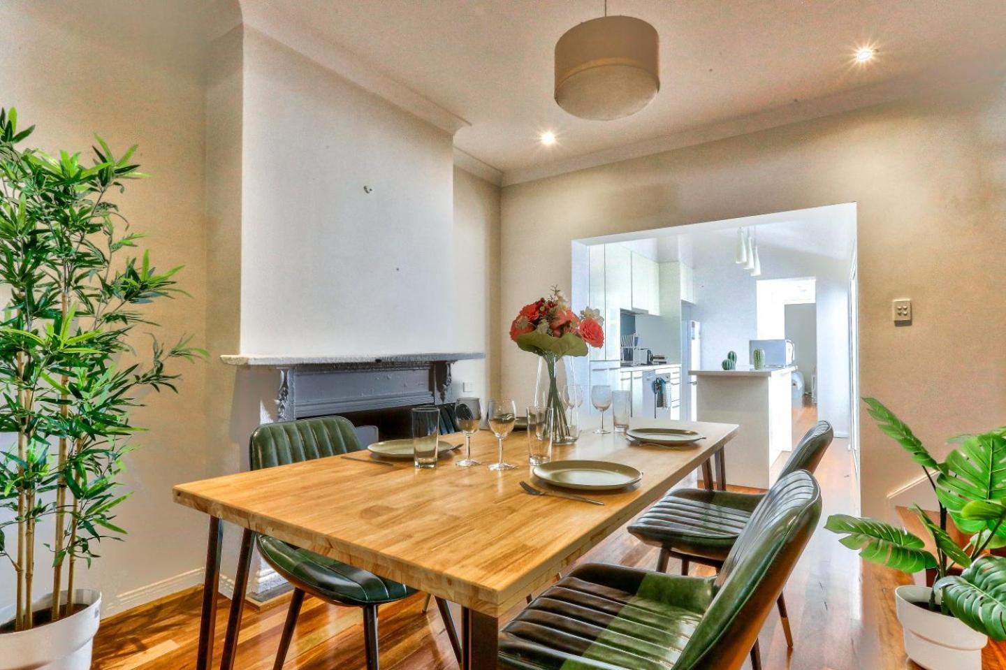 3 Bedroom House Family Friendly Surry Hills 2 E-bikes Included Sydney