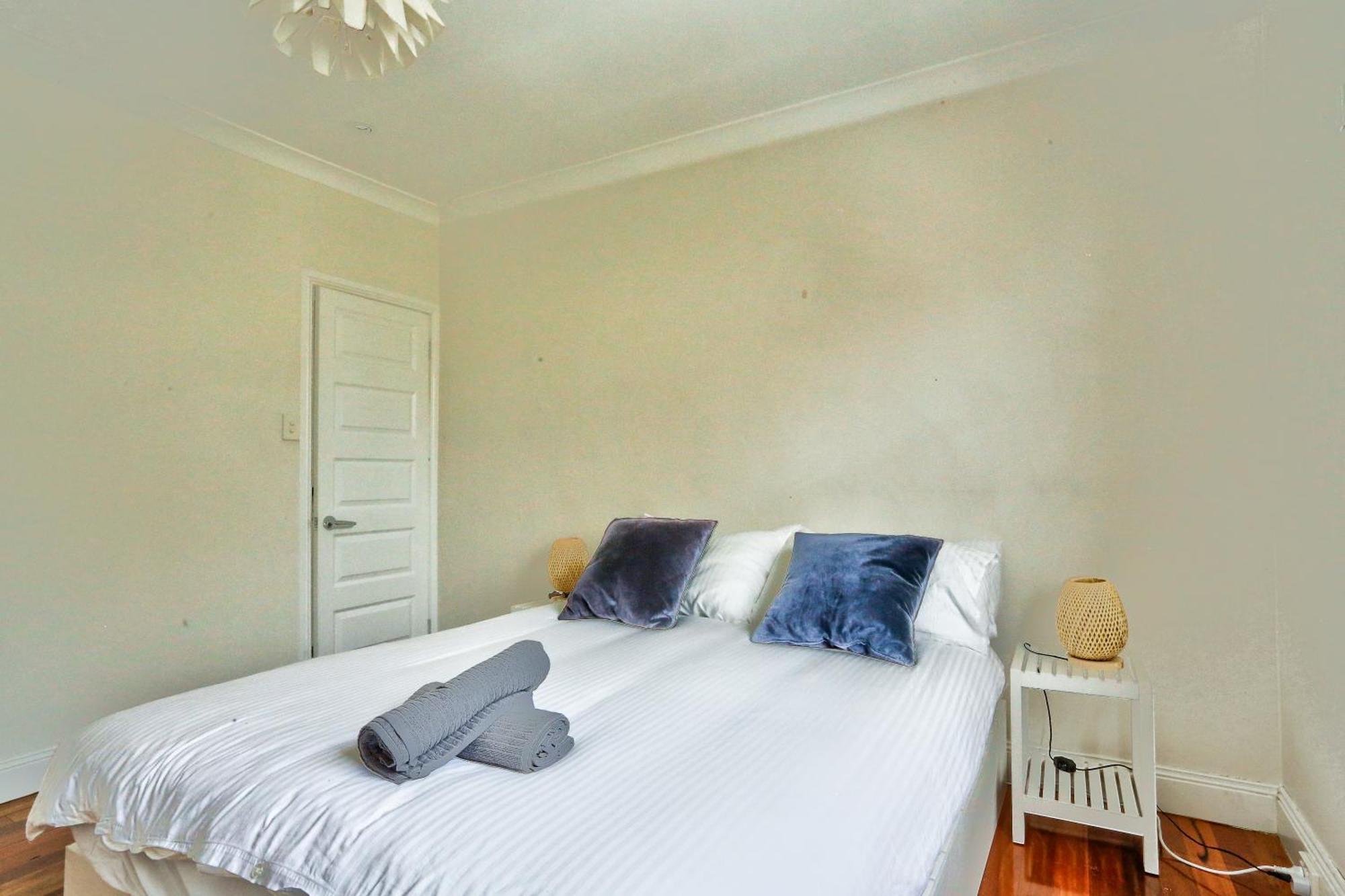 3 Bedroom House Family Friendly Surry Hills 2 E-bikes Included Apartment *