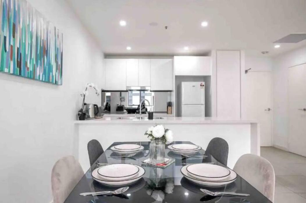 08mascot 2bedroom Abnb Style With Free Parking