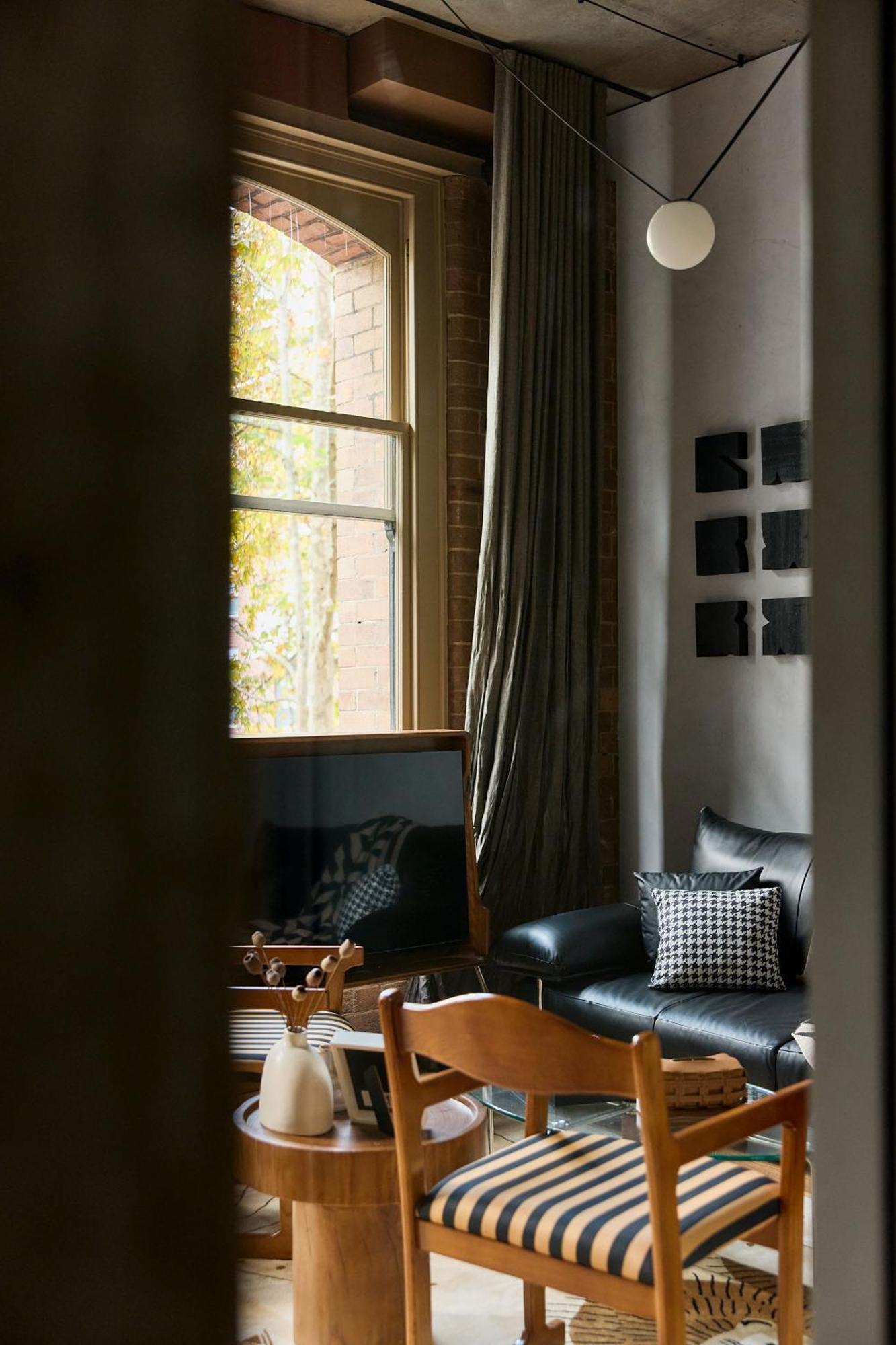Apartment In Pyrmont Sydney