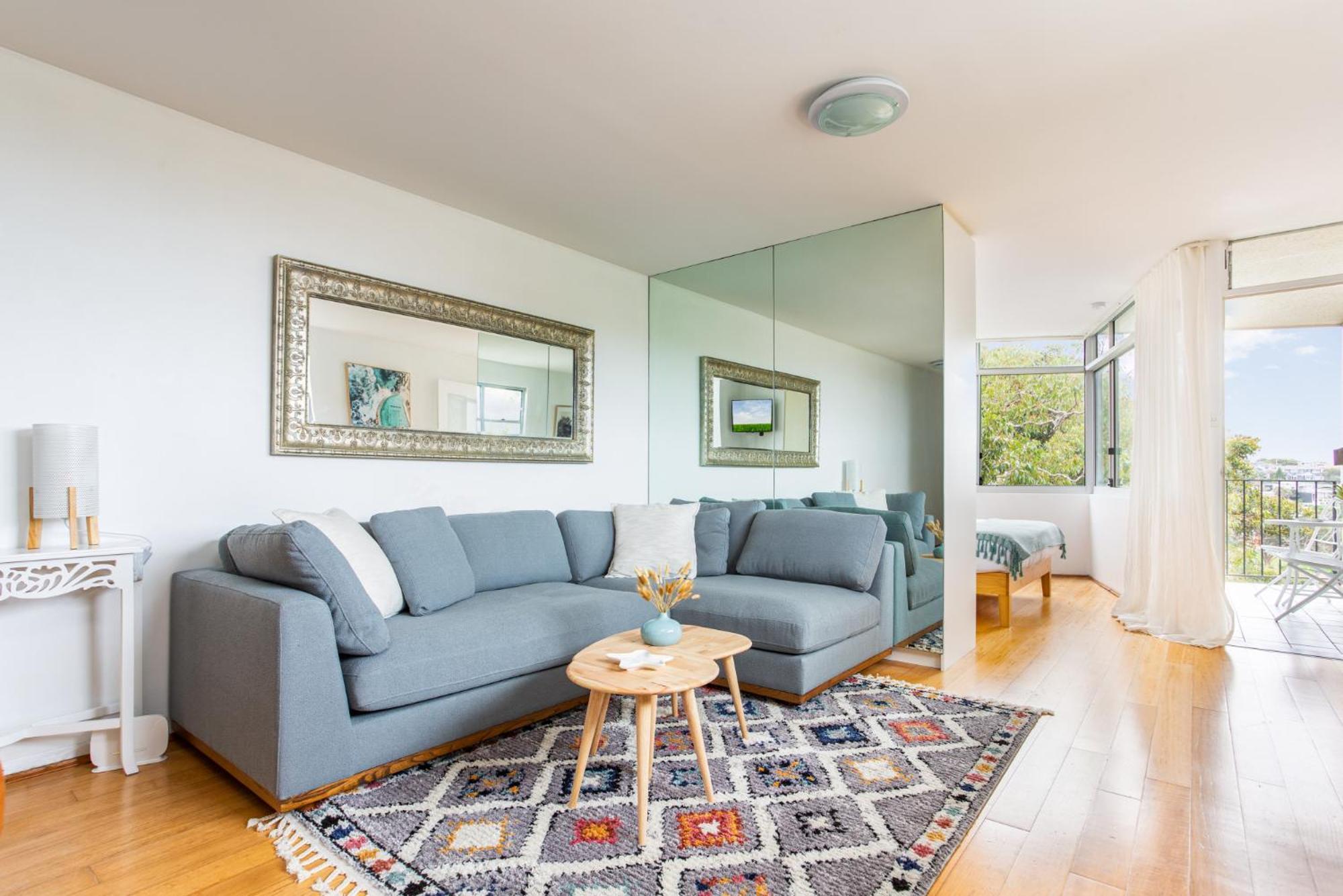 Bronte Coastal With Ocean View Apartment Sydney