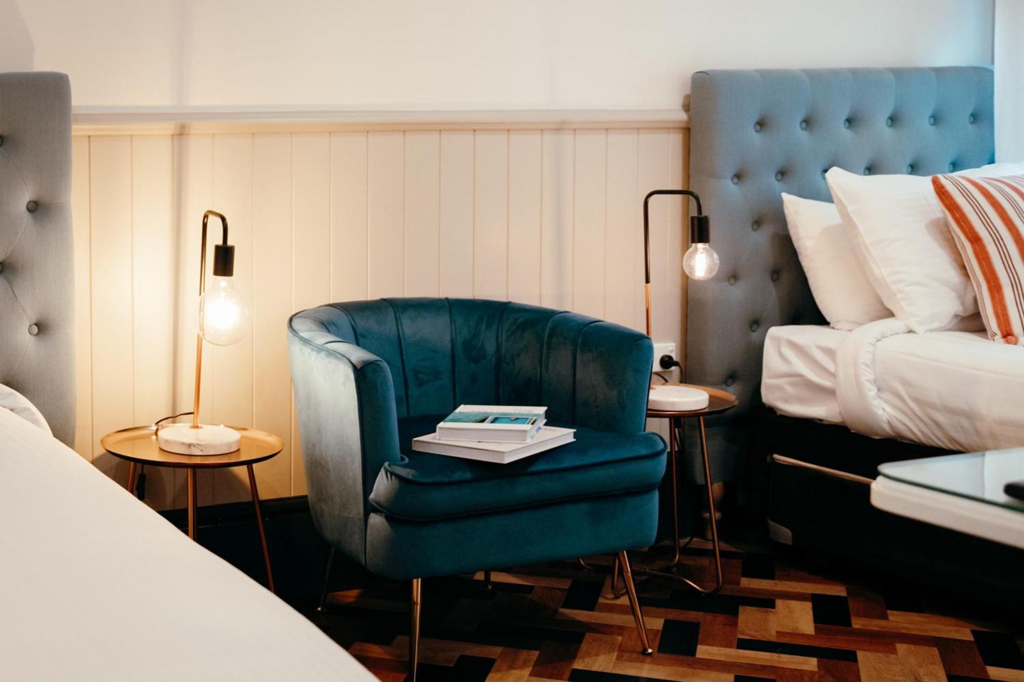 Cremorne Point Manor 4*