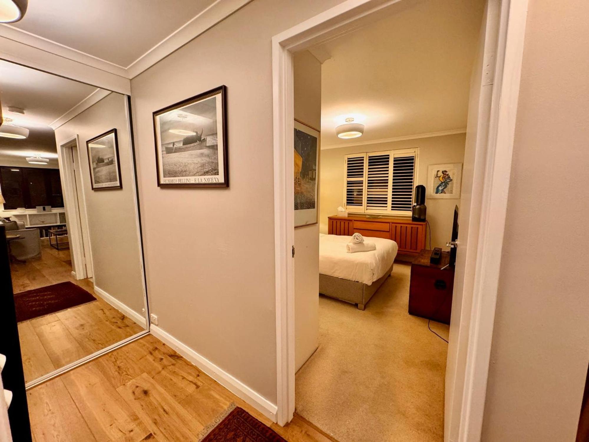Expansive Views From 1 Bedroom Apartment *