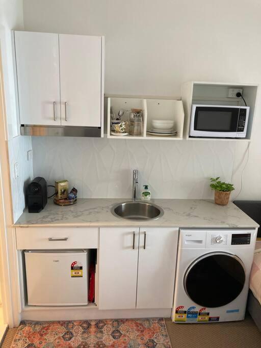 Newly Renovated Apartment Sydney
