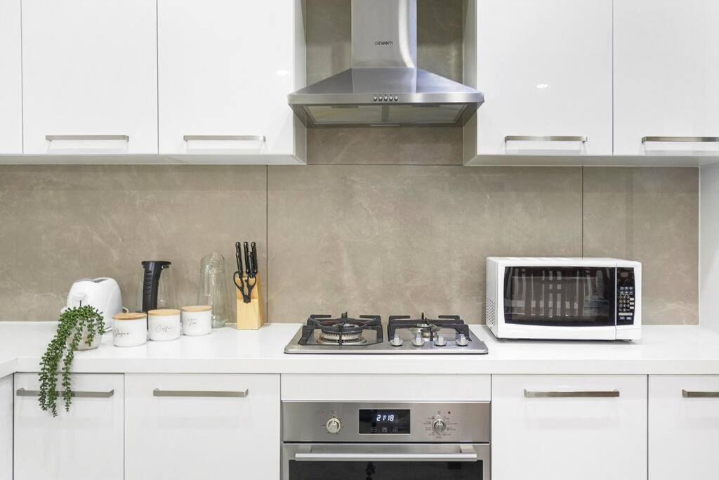 Stylish 2 Story Terrace House In Chippendale * Sydney