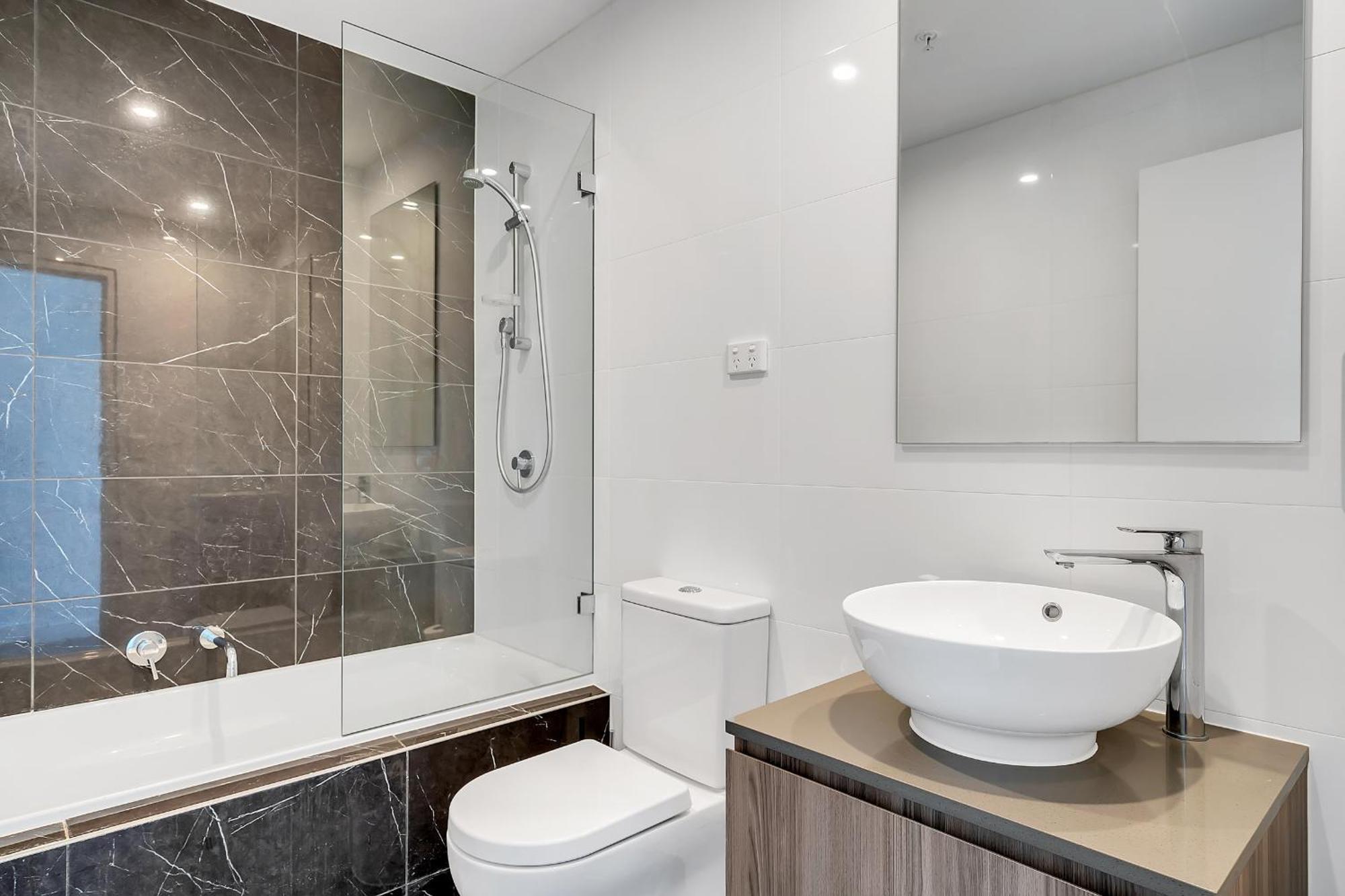301b View 2bedroom Abnb Style Nr Plaza And Train With 2 Free Parking Apartment *