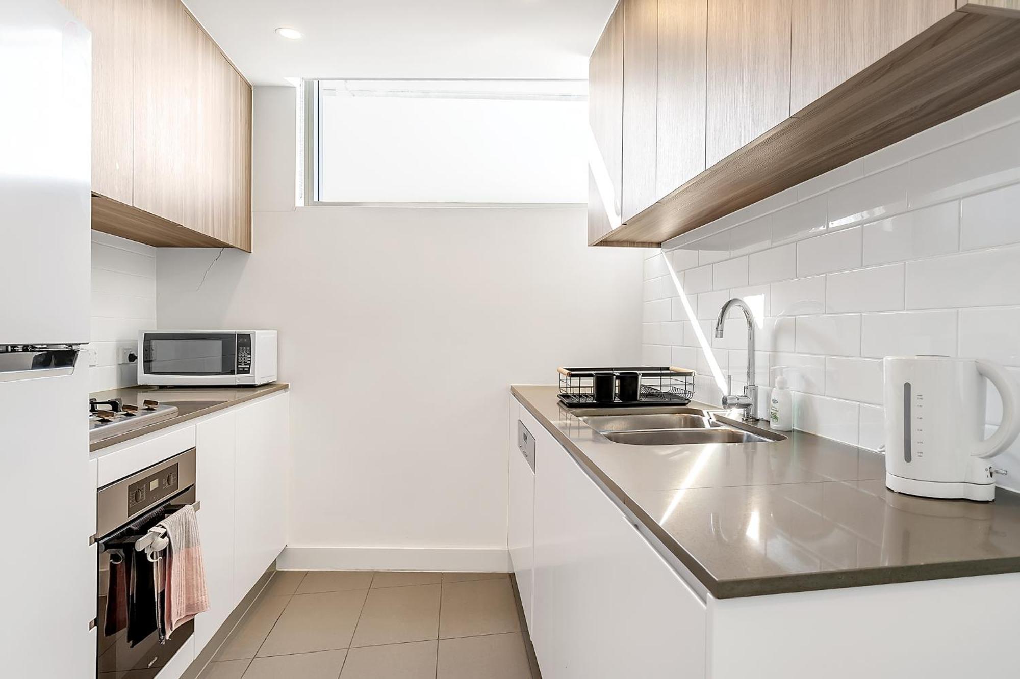 301b View 2bedroom Abnb Style Nr Plaza And Train With 2 Free Parking Apartment Sydney