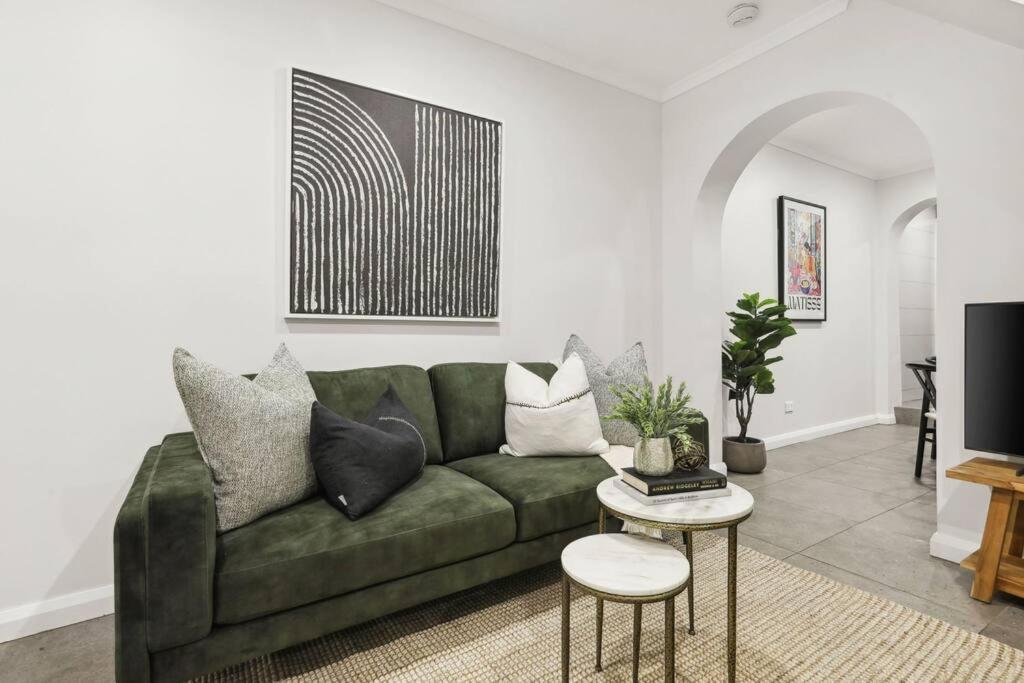 Apartment 2br Terrace In Trendy Surry Hills *