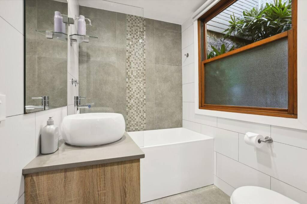 Apartment 2br Terrace In Trendy Surry Hills *