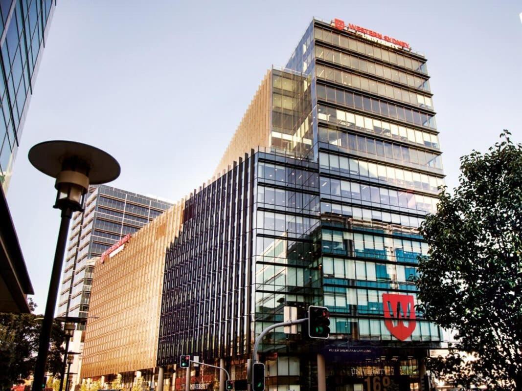 Aircabin - Parramatta - Free Parking - 1 Bed Apartment Sydney