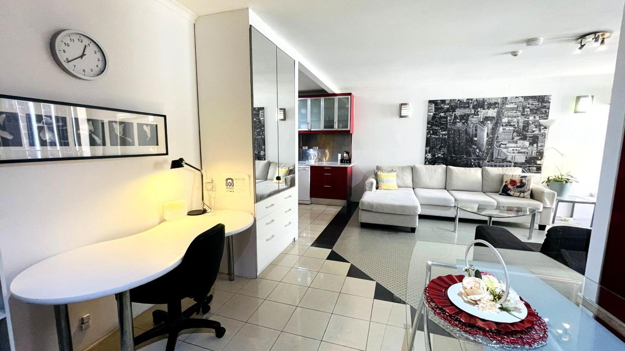 Ausmine Cbd 2bedroom Apartment