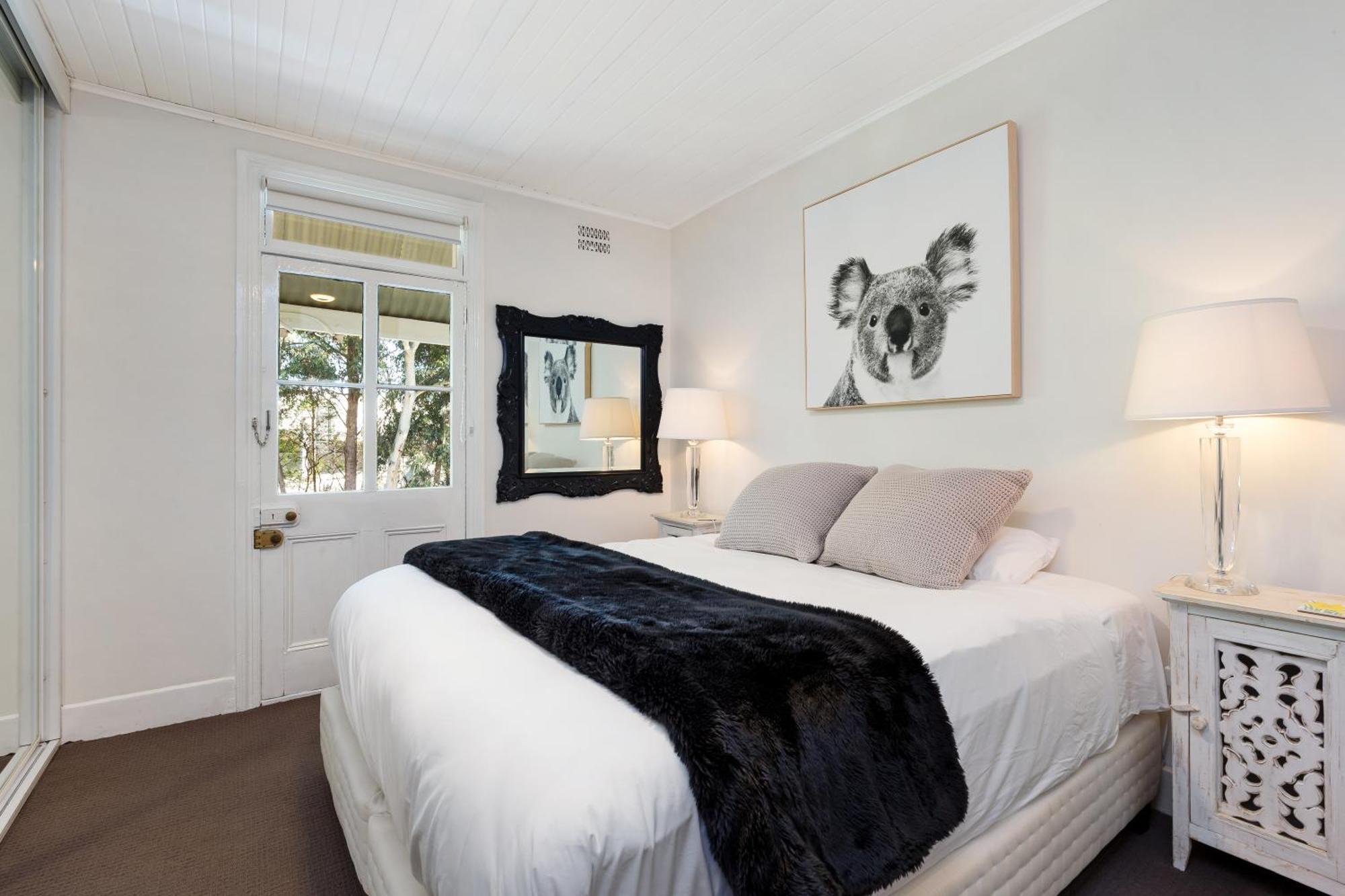 Pyrmont Self-contained Terrace House Holiday home