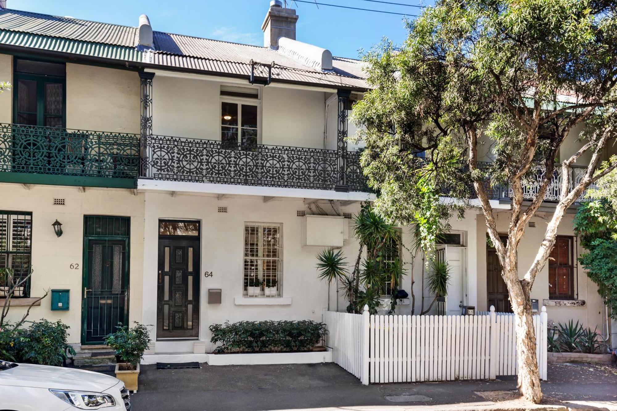 Pyrmont Self-contained Terrace House * Sydney