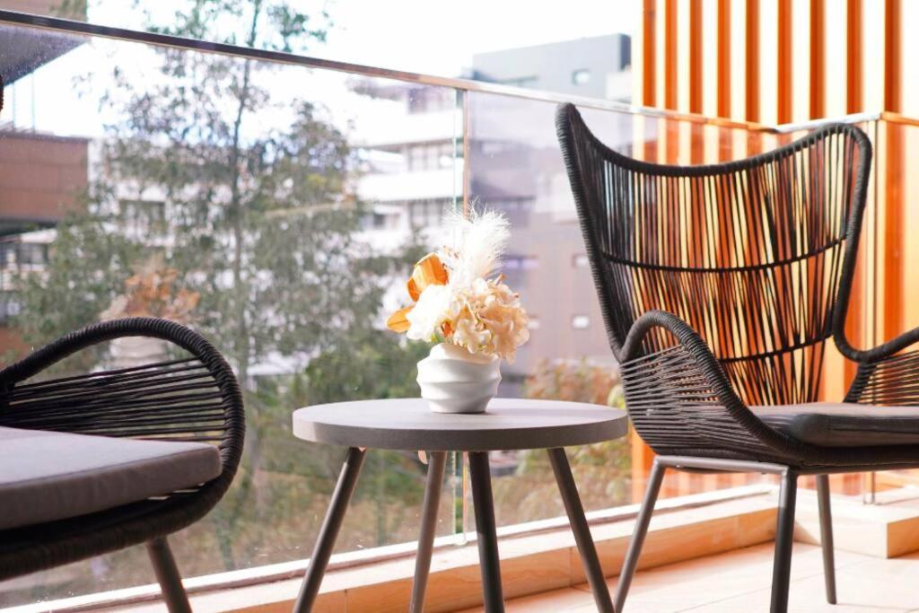Modern Two Bed In The Centre Of Erskenville Apartment *