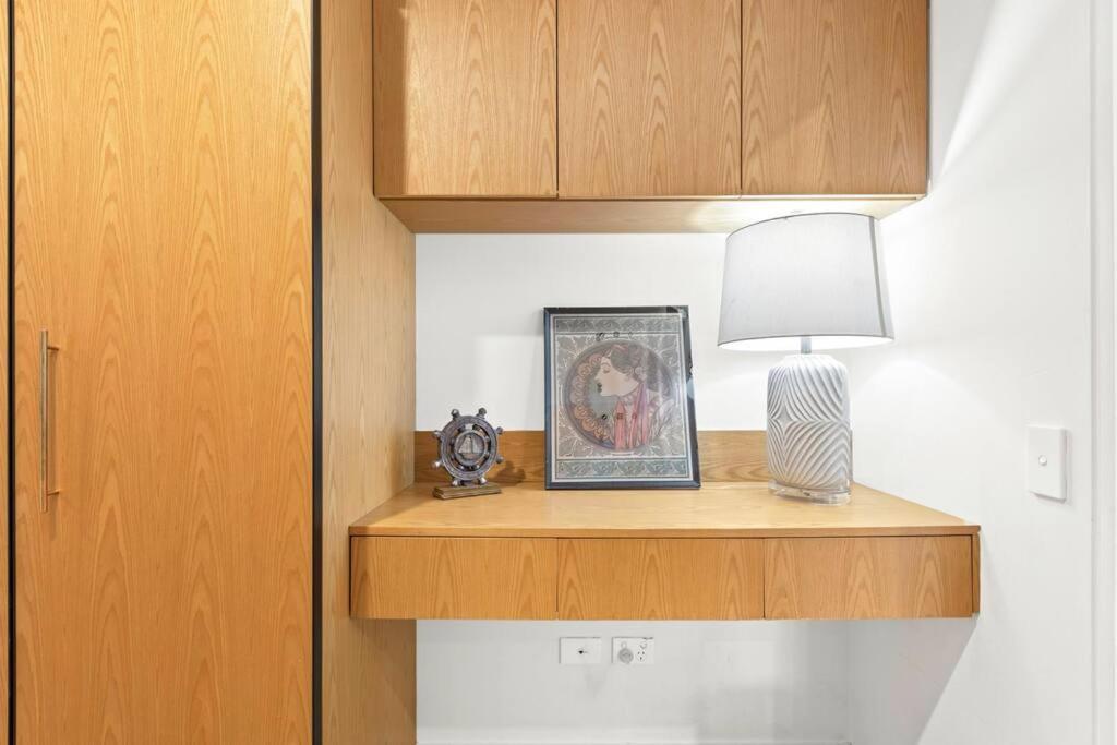 Morden Urban 2bed In Waterloo *