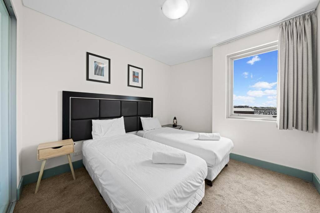 Stylish 4bd Cbd Apartment