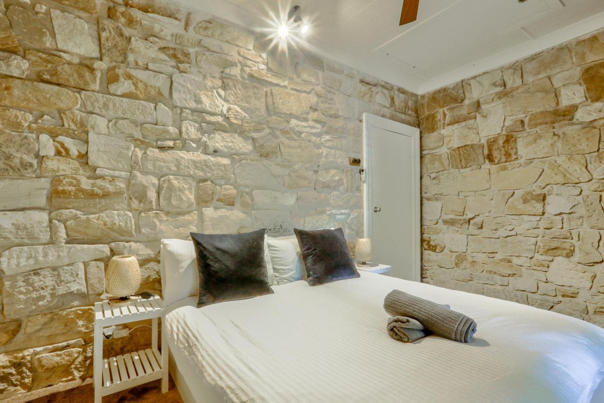Casa de férias 2 Bedroom Family Friendly Ultimo Near The Centre 2 E-bikes Included Sidney