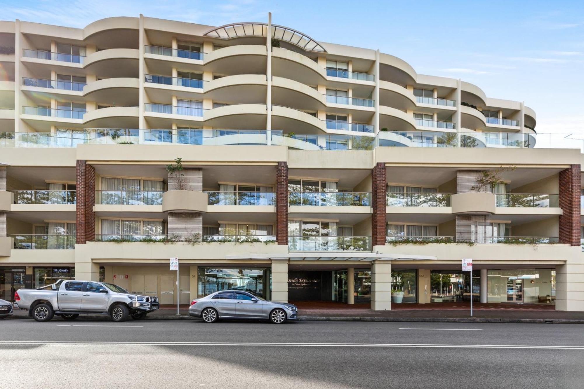 Apartment Ocean-facing 2-bed Manly Unit With Gym & Sauna *