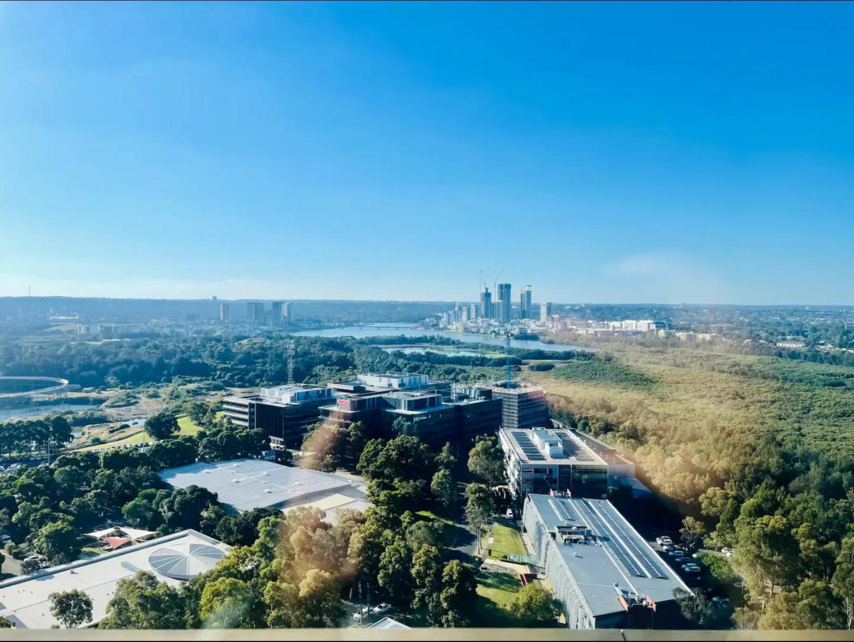 Apartment Cozy Olympic Park 2 Bedroom Parking, Wifi Sydney