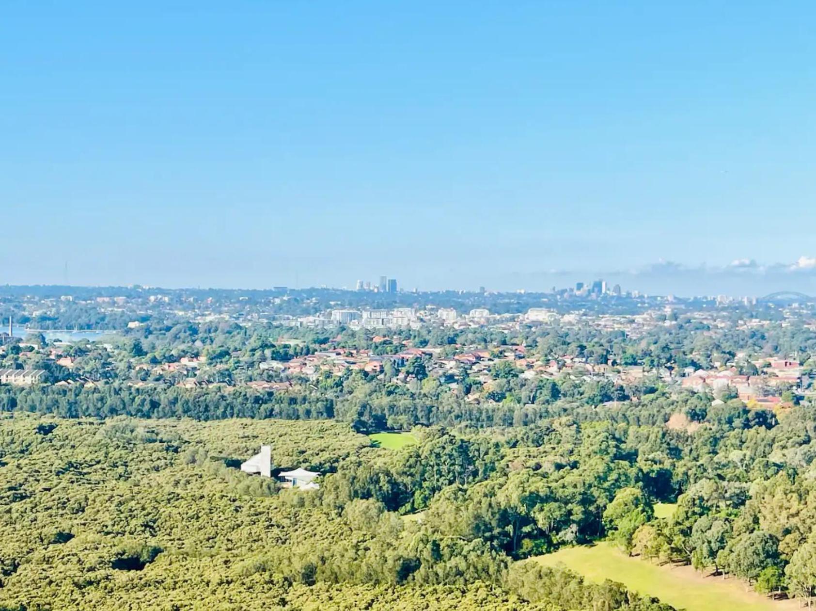 Cozy Olympic Park 2 Bedroom Parking, Wifi