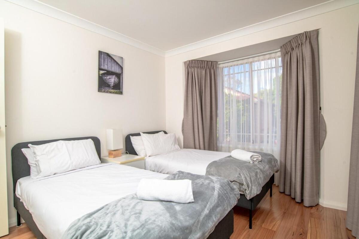 3bedroom Townhouse At Dundas Holiday home