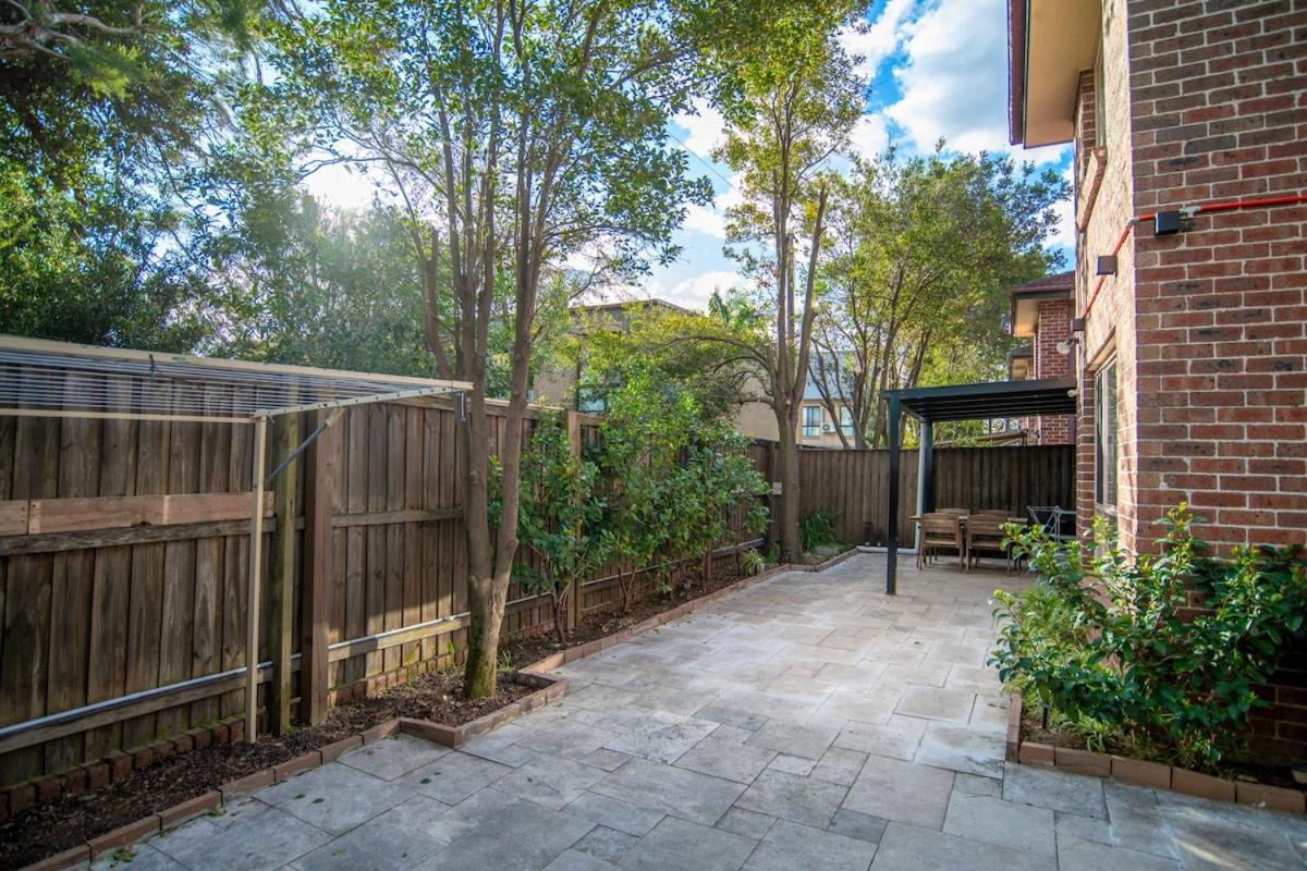 3bedroom Townhouse At Dundas Holiday home