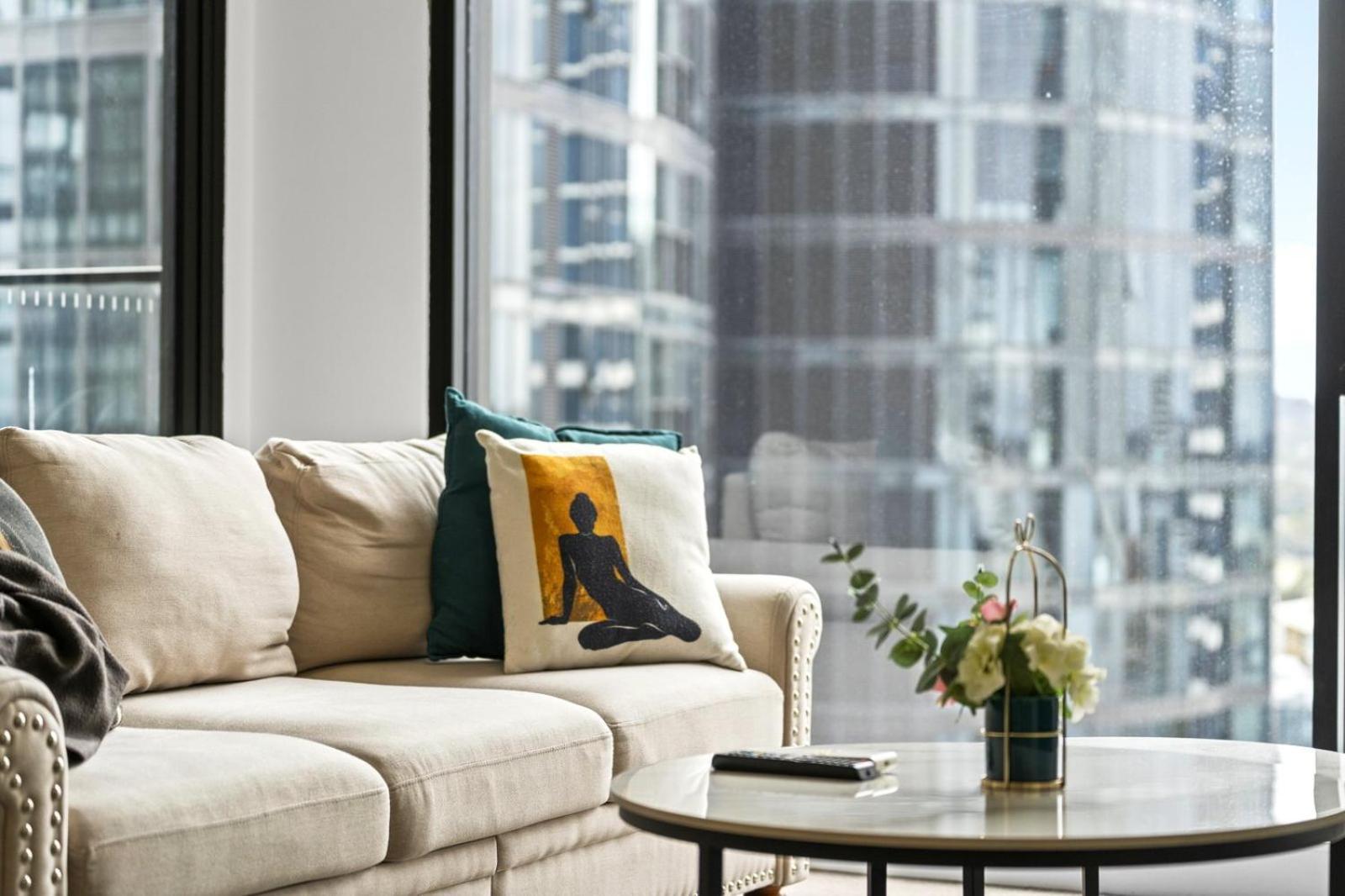 Waterview Apt At Wentworth Point Apartment *