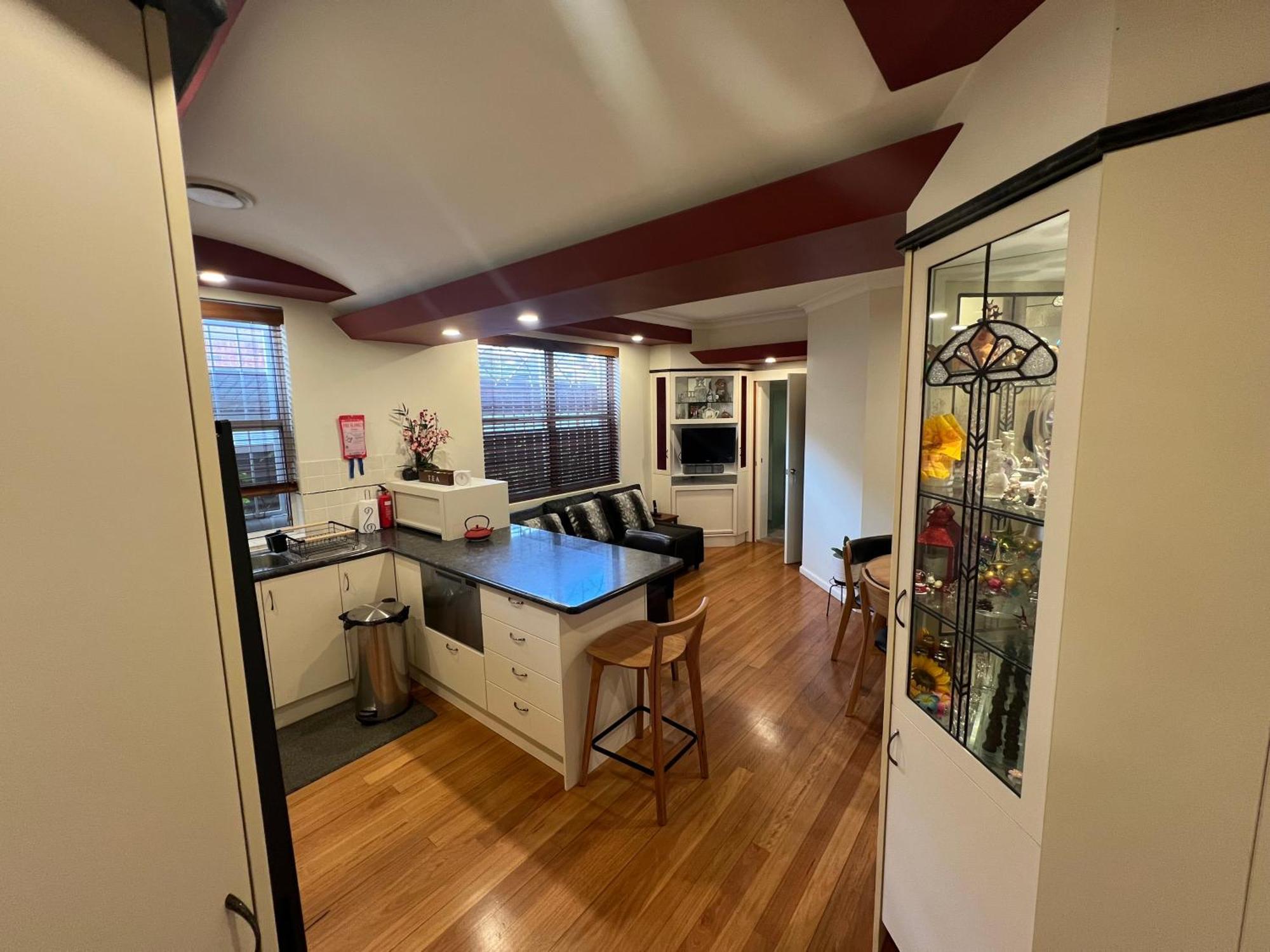 Eastlakes 2 Bedroom Close To Airport Sydney