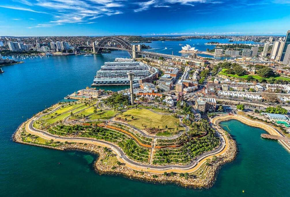 Luxury Harbourside Living With Rich Historic Charm