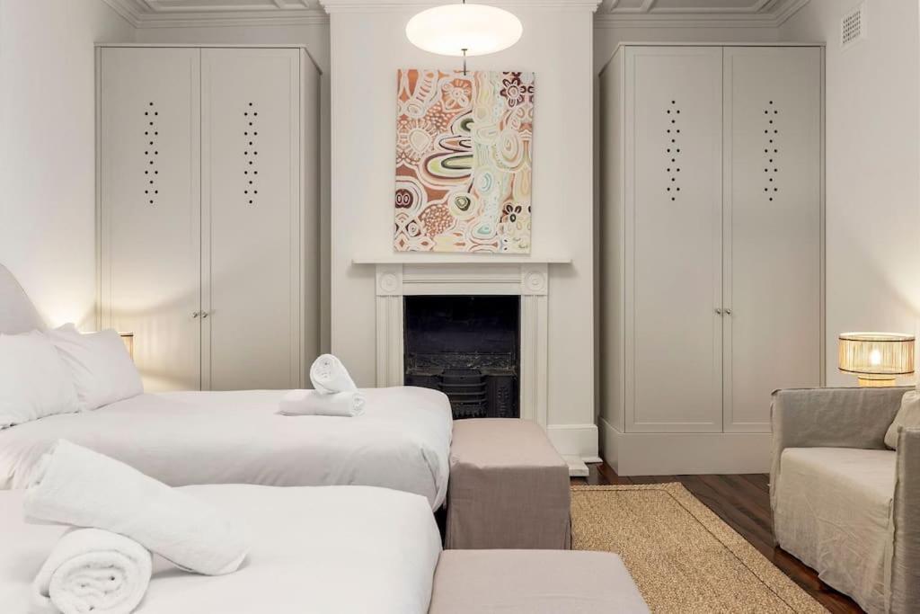 Apartment Luxury Harbourside Living With Rich Historic Charm *