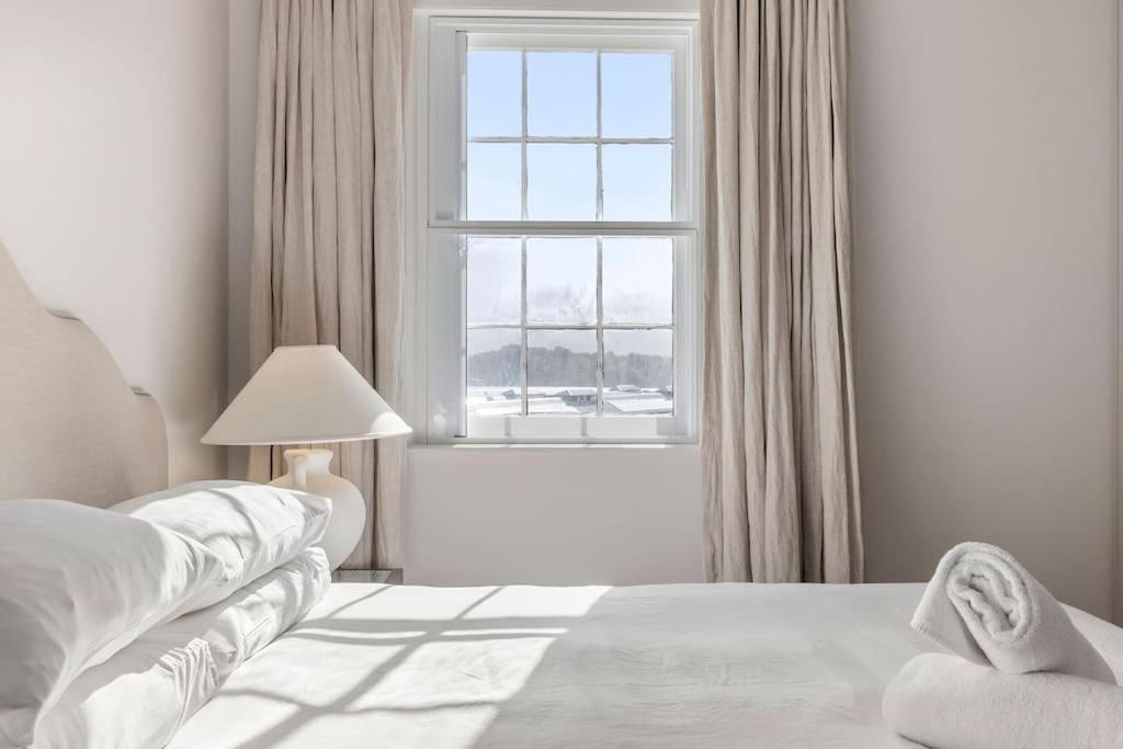 Luxury Harbourside Living With Rich Historic Charm Sydney