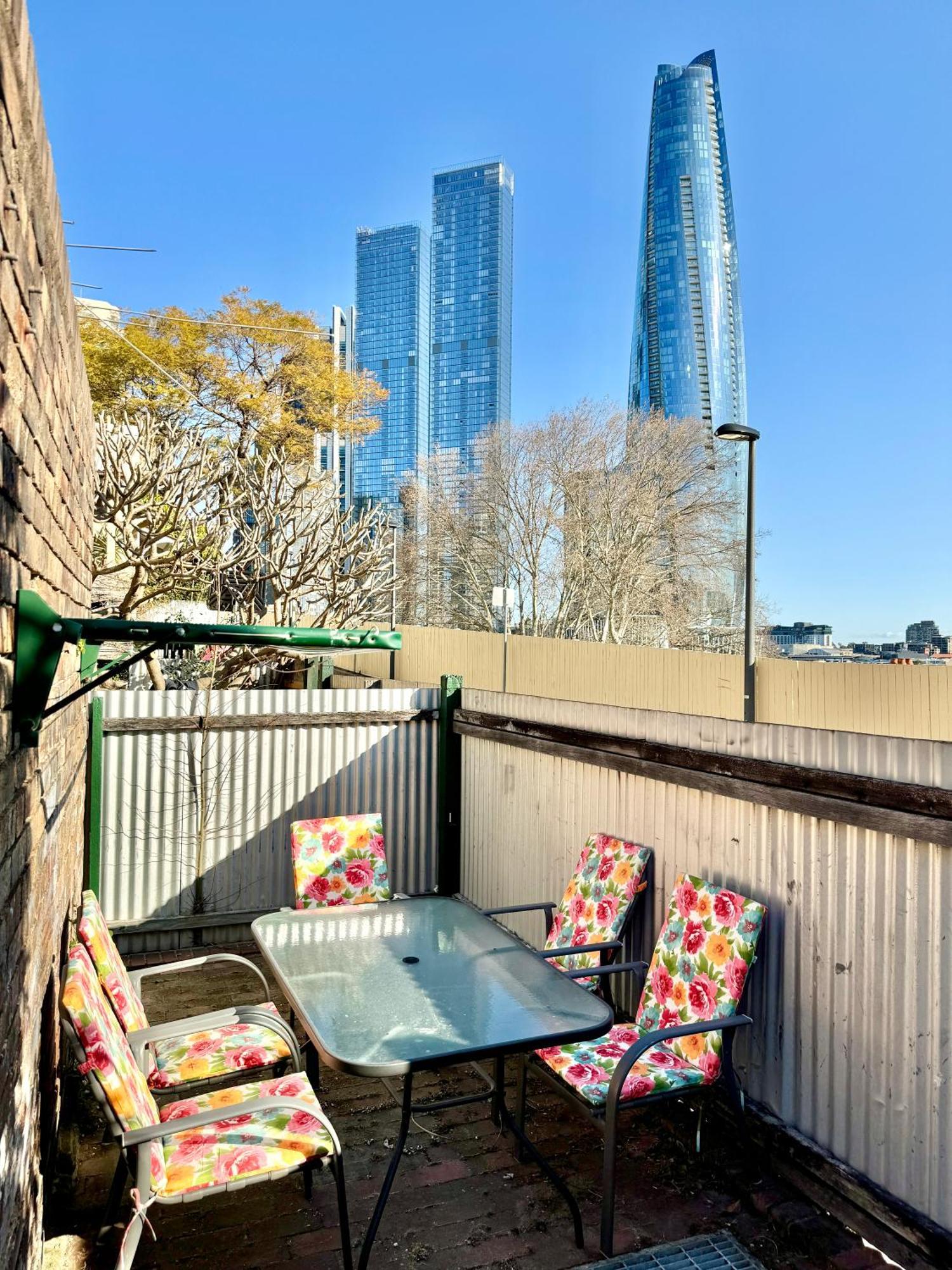 Millers Point Waterview * Sydney