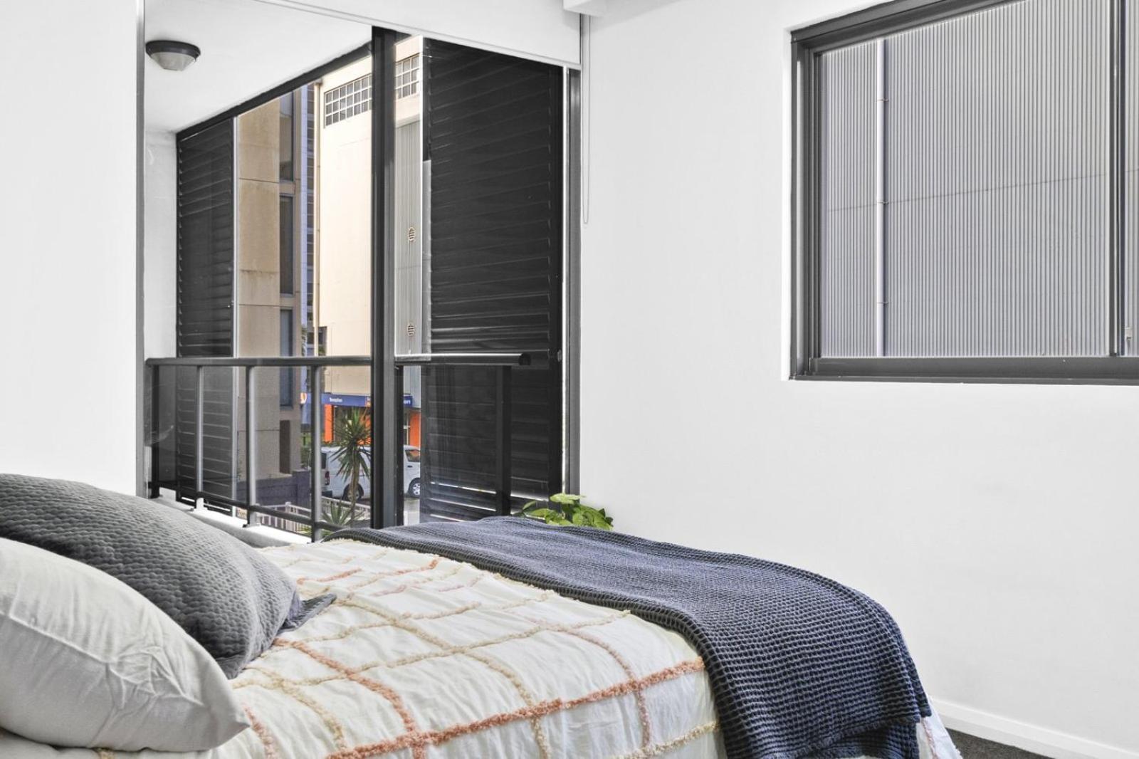 Super Snug 2beds In Waterloo * Sydney
