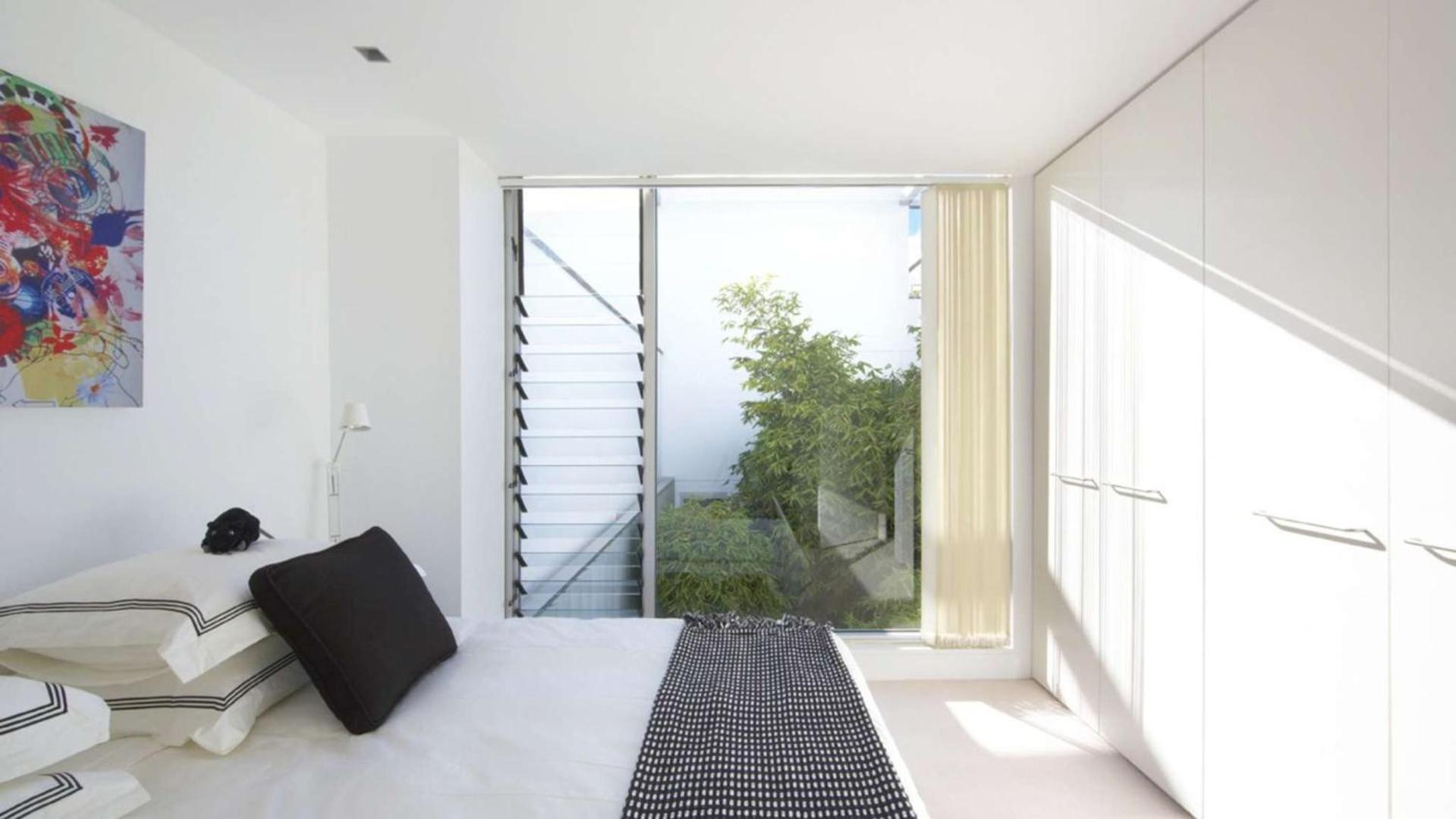 Two Apartment *