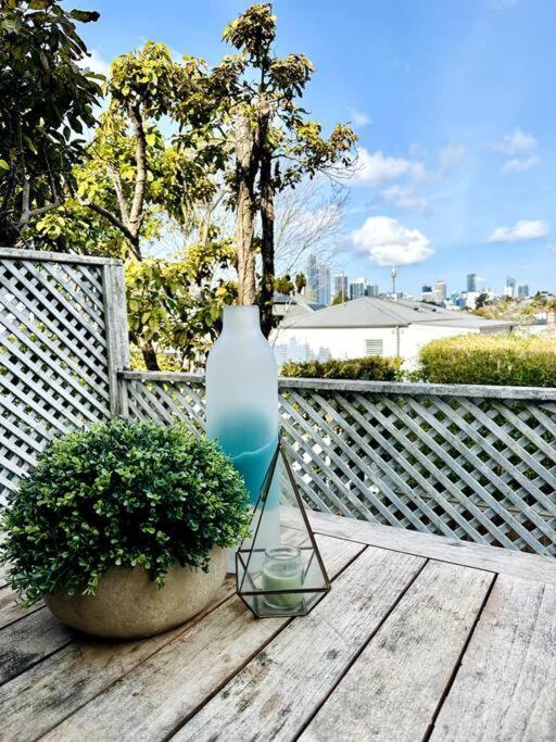 Stylish - Harbour Bridge Views *