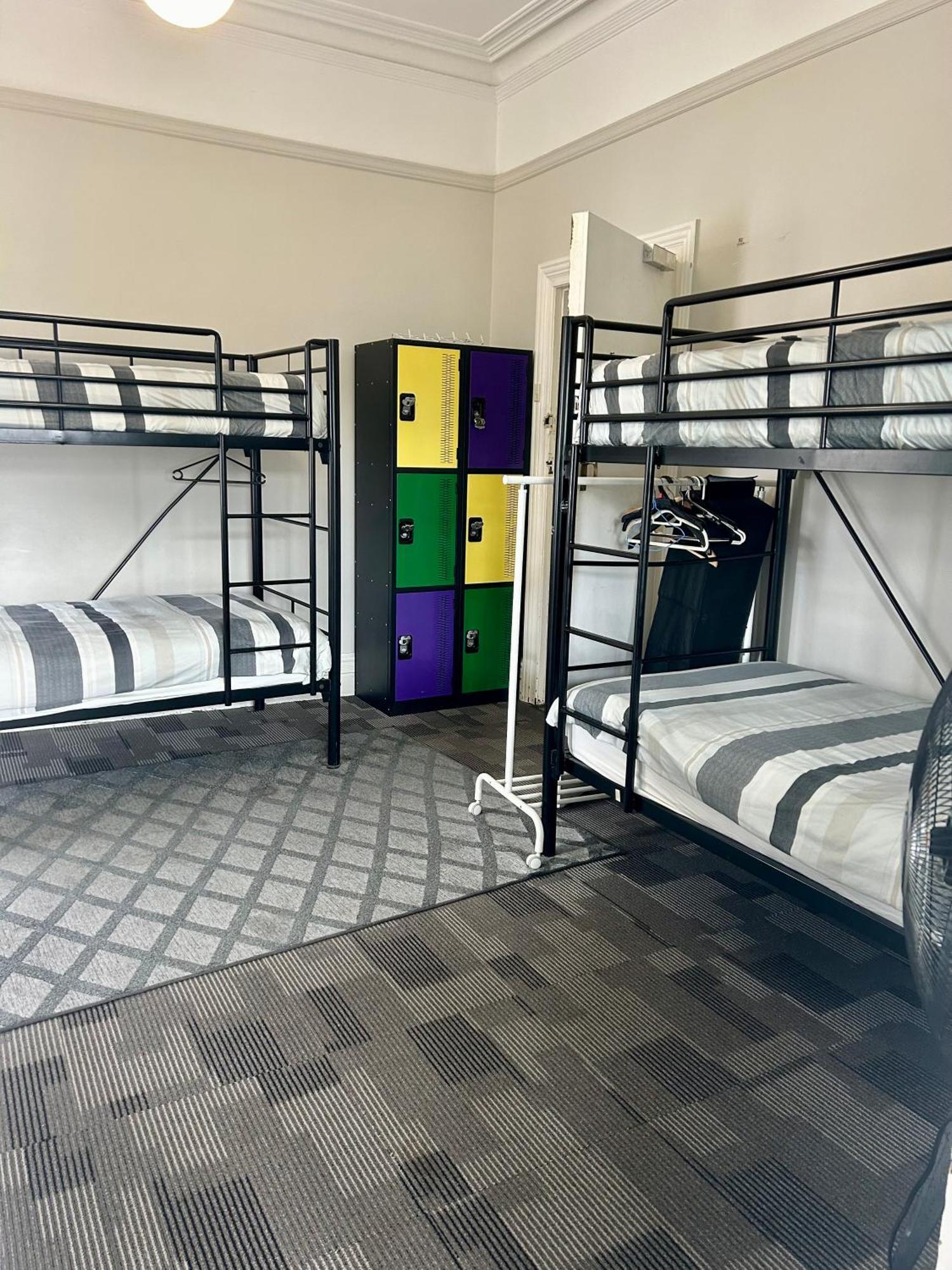 Hostel Manly Bunkhouse *