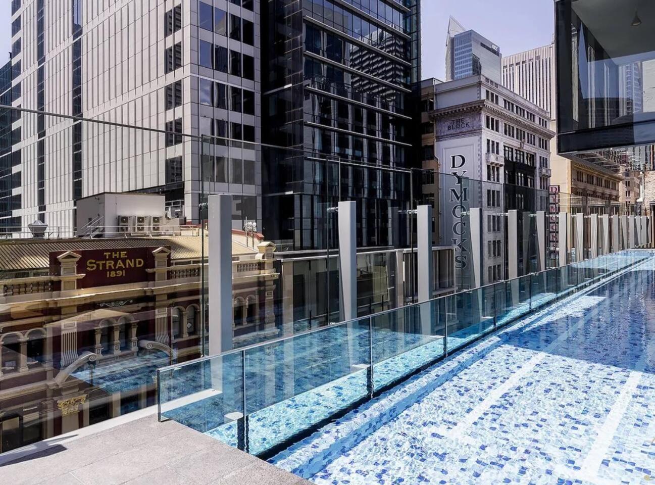 Stylish 2 Bed In Cbd With Pool, Gym & Sauna * Sydney