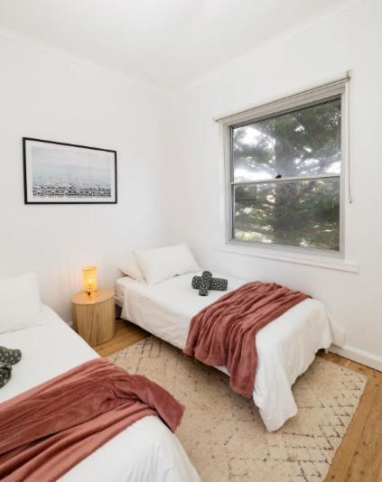 Stylish & Bright - 5star Location - 200m To The Sand! Apartment *
