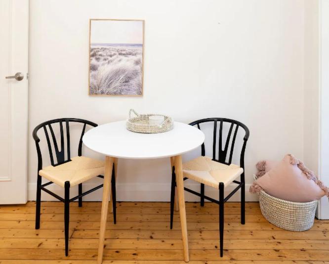 Apartment In The Heart Of Bondi, Stroll To The